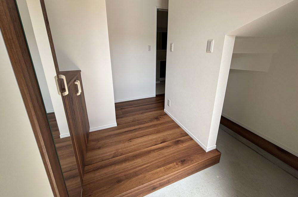 新築戸建て　柏原3丁目　WIC/洋室約7.5帖