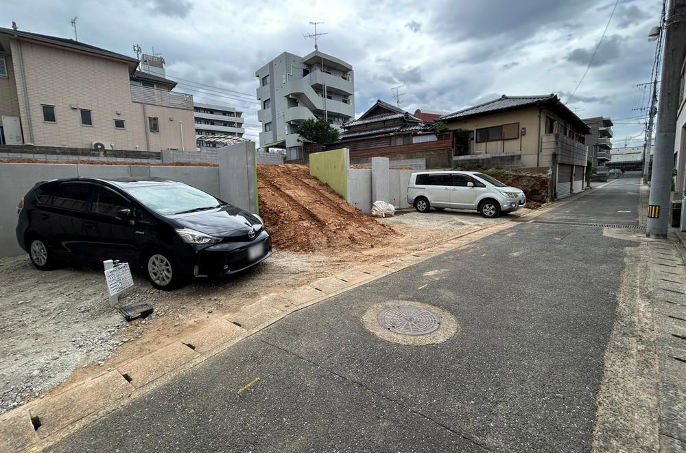 新築戸建て　香住ヶ丘2丁目（3号地）前面道路含む現地写真