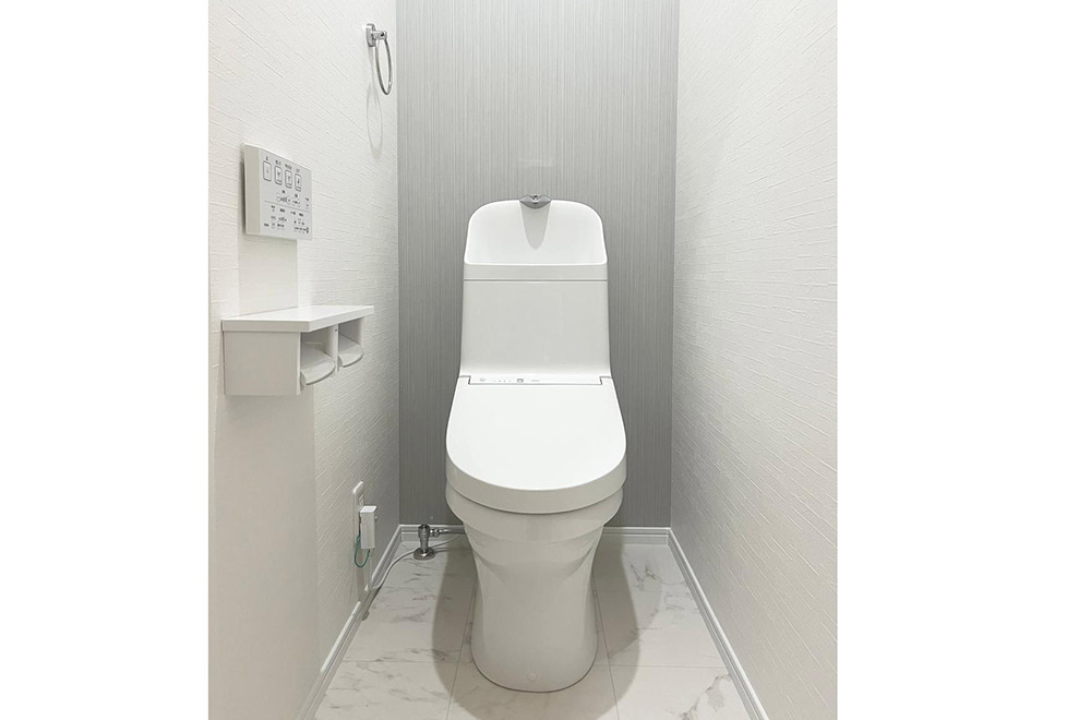 新築戸建て　牧1丁目　TOTO製同仕様トイレ