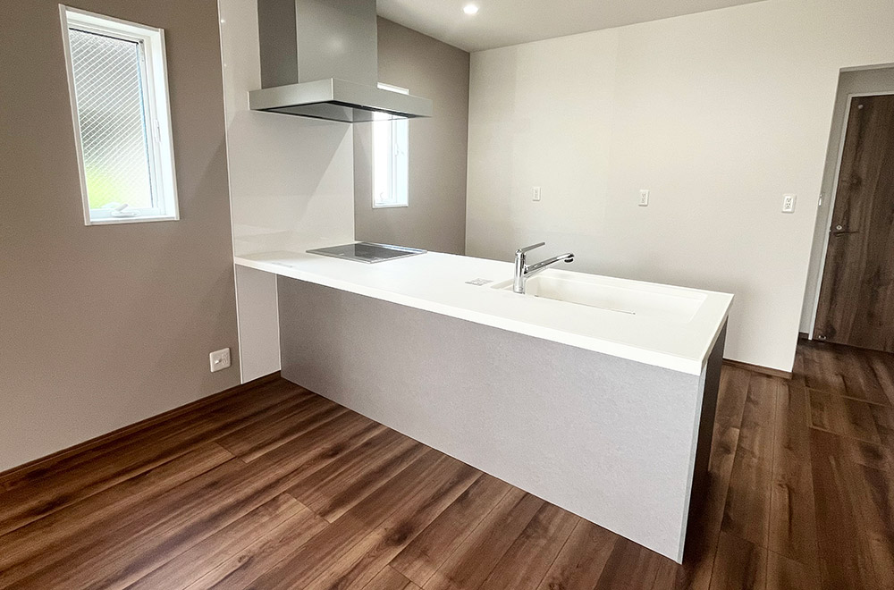 新築戸建て　南津留/キッチン/同仕様写真