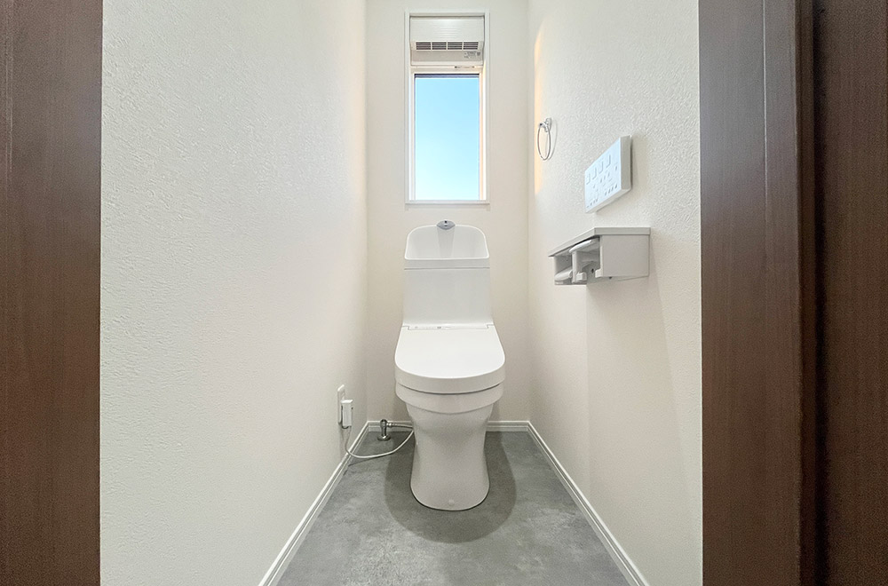 大分市新築戸建て　田中町2丁目/同形状・同仕様写真/トイレ