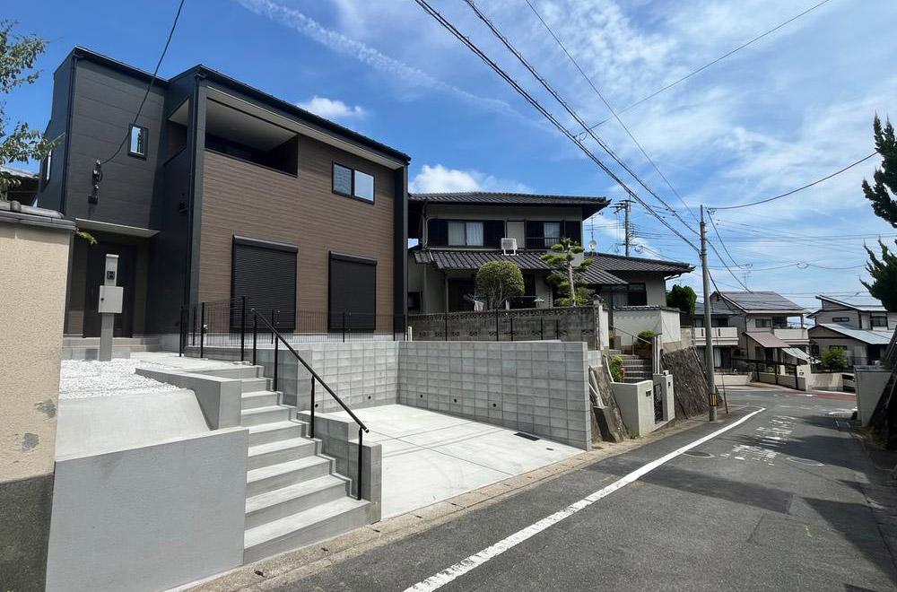 新築戸建て　柏原3丁目　外観