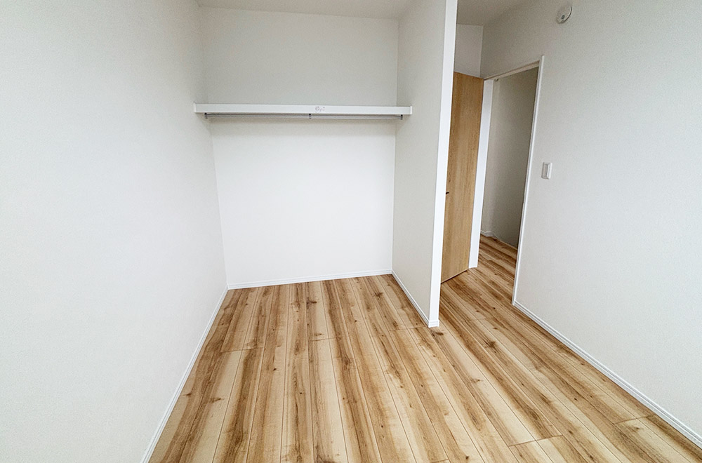 新築戸建て　新原　2F洋室
