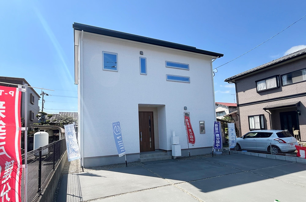 新築戸建て　花高松2丁目外観