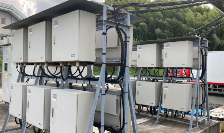 福岡県発電所(パワーコンディショナフィルター清掃)