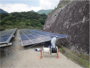 太陽光発電　施工写真1