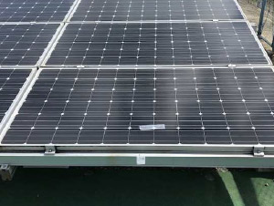太陽光発電　施工写真1