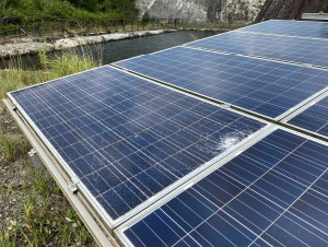 太陽光発電　施工写真1