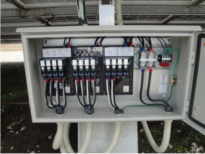 太陽光発電　施工写真2