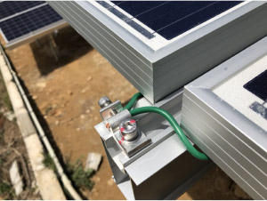 太陽光発電　施工写真3